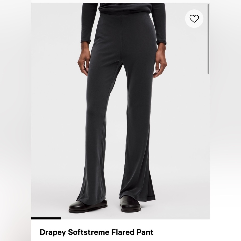 NWT!Lululemon Drapey Softstreme Flare Pants black Xs